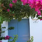 Vakantiehuis Locrihouse-stylish Comfortable In