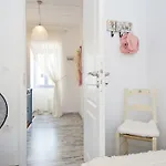 Vakantiehuis Locrihouse-stylish Comfortable In