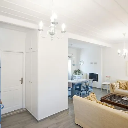 Holiday home Locrihouse-stylish Comfortable In