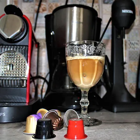 Holiday home Locrihouse-stylish Comfortable In