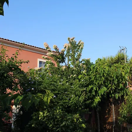 Locrihouse-stylish Comfortable In * Galaxidi