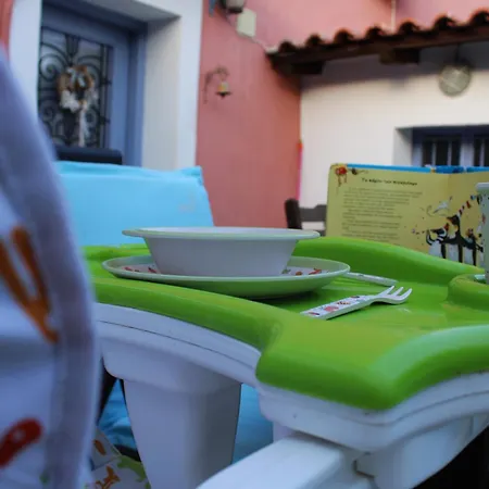 Holiday home Locrihouse-stylish Comfortable In *