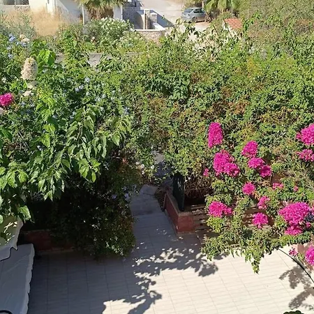 Hébergement de vacances Locrihouse-stylish Comfortable In Galaxídhion