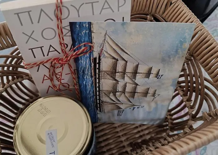 Locrihouse-stylish Comfortable In Galaxídhion