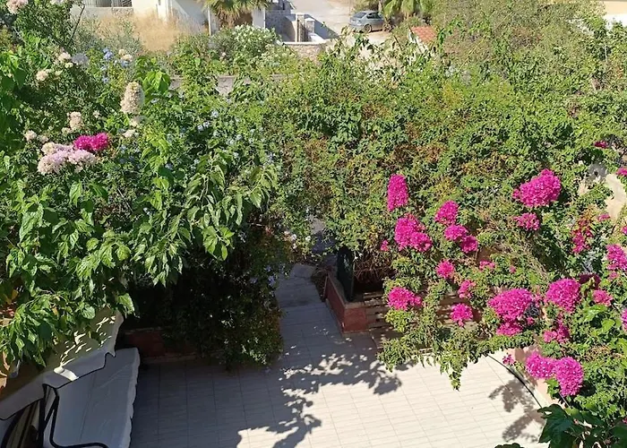 Hébergement de vacances Locrihouse-stylish Comfortable In Galaxídhion